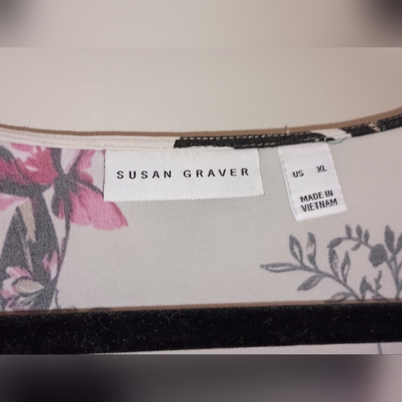 Sale! Susan Graver Floral V-Neck Liquid Knit Blouse - Pink and Black - Picture 4 of 6